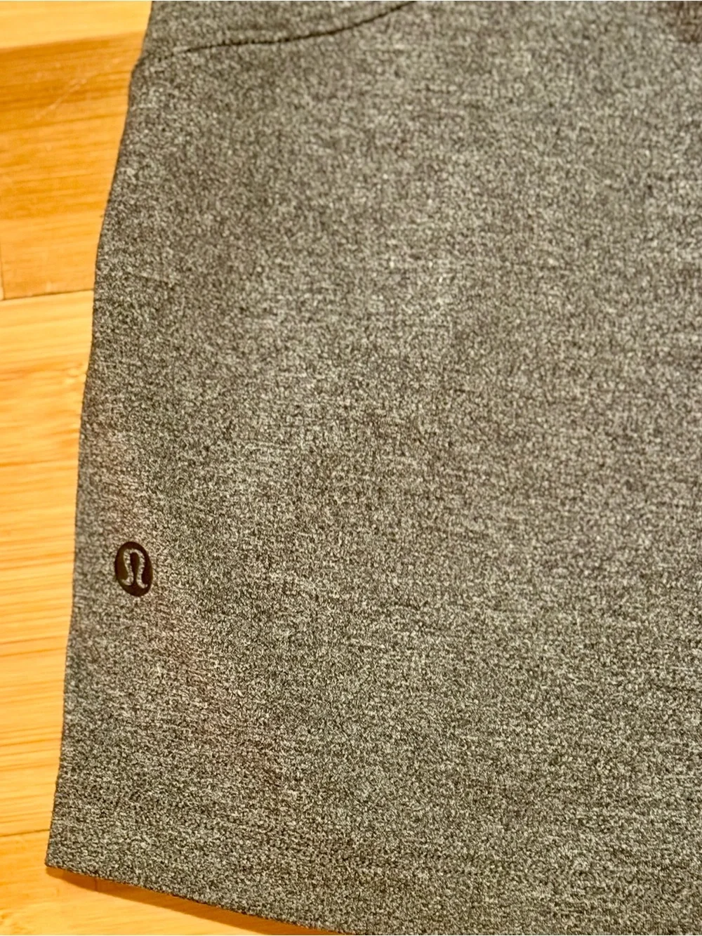 LululemonWomen’s Gray Drawstring Lounge Shorts Size L